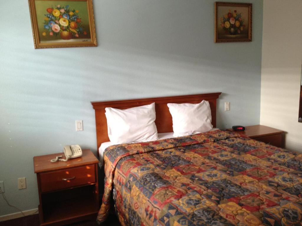 Scottish Inns Long Beach Esterno foto