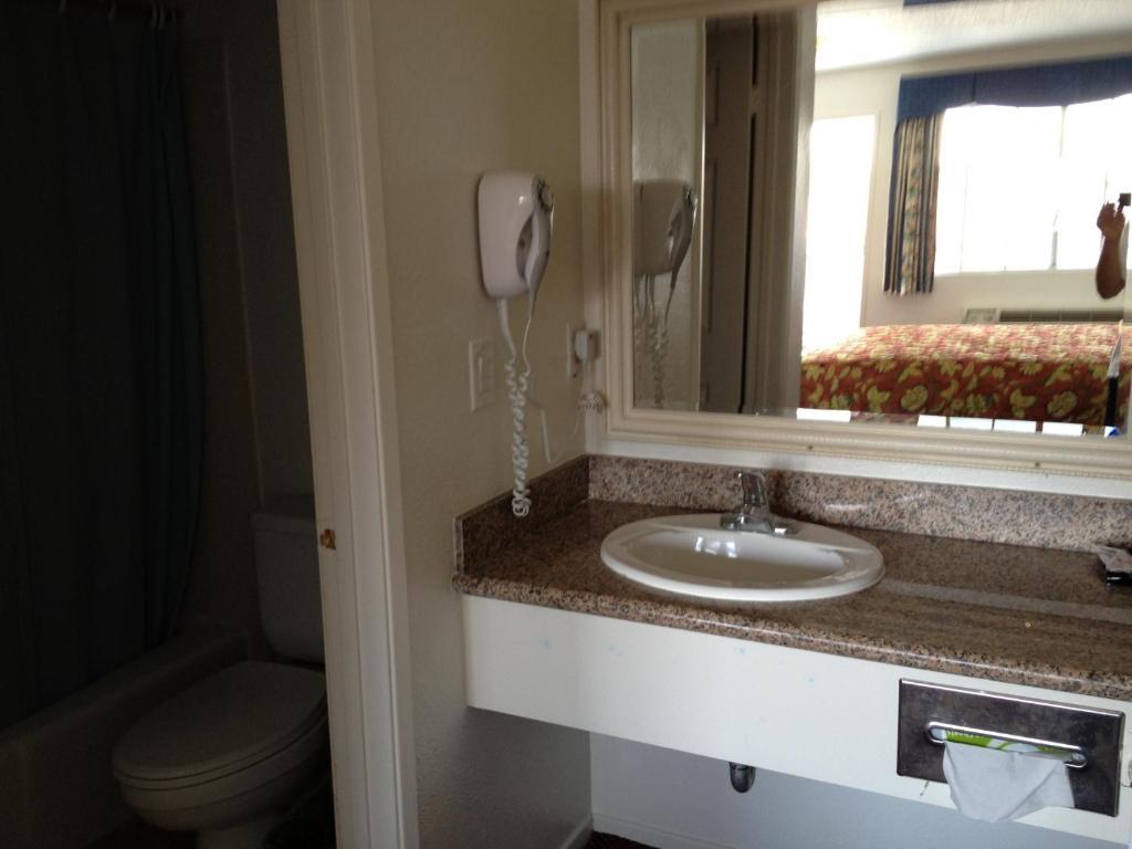 Scottish Inns Long Beach Camera foto