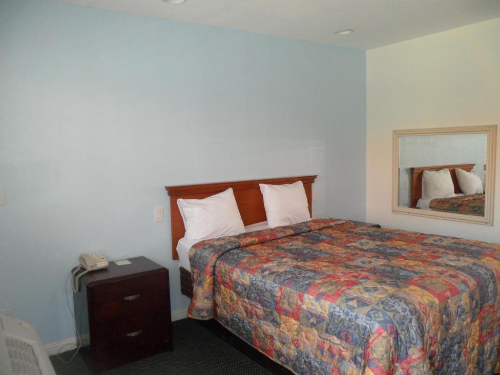Scottish Inns Long Beach Esterno foto
